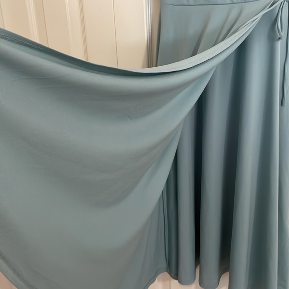 H&M xs light blue v neck wrap dress, wide sleeve - Picture 6 of 10